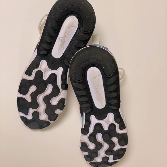 Nike Air 270 React Bauhaus - Picture 4 of 5